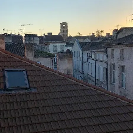 Tres Bel Et Spacieux 66m Carre Apartment