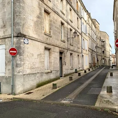 Tres Bel Et Spacieux 66m Carre Apartment