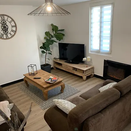 Appartement Tres Bel Et Spacieux 66m Carre *